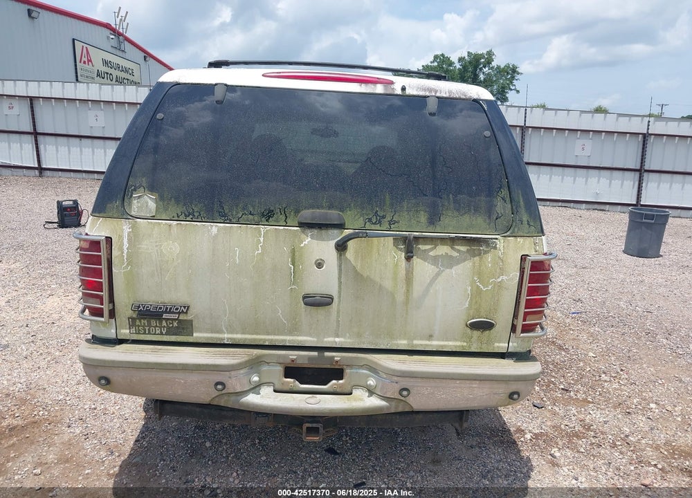 2000 FORD EXPEDITION EDDIE BAUER VIN: 1FMEU17L3YLB95565