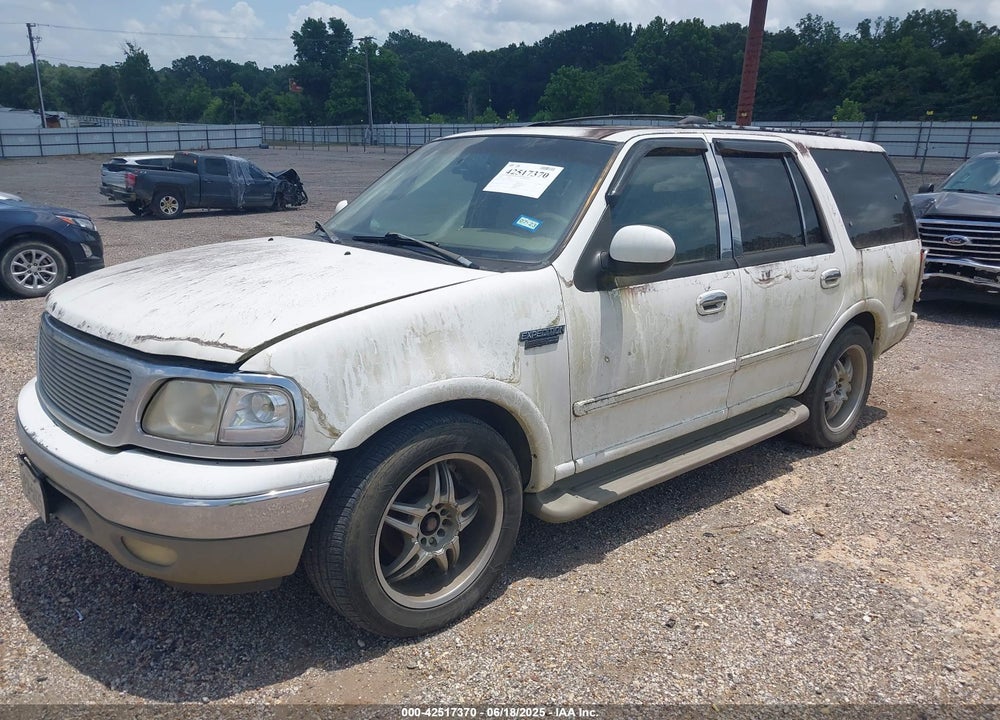2000 FORD EXPEDITION EDDIE BAUER VIN: 1FMEU17L3YLB95565