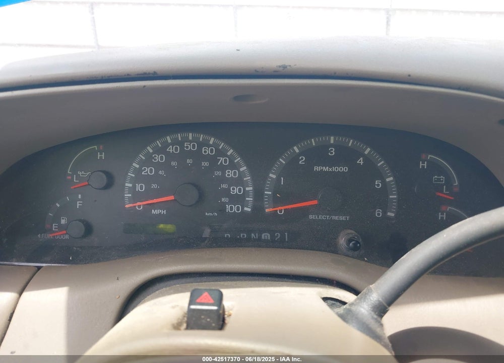 2000 FORD EXPEDITION EDDIE BAUER VIN: 1FMEU17L3YLB95565