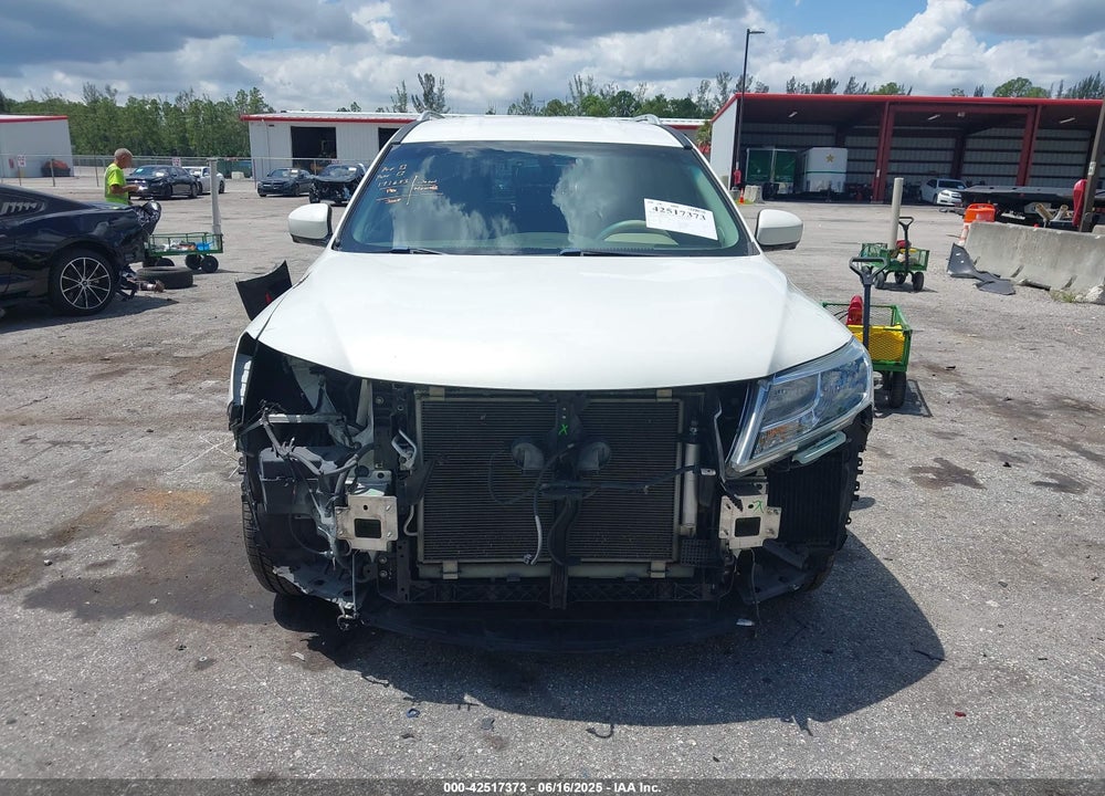2013 NISSAN PATHFINDER PLATINUM VIN: 5N1AR2MN8DC637827