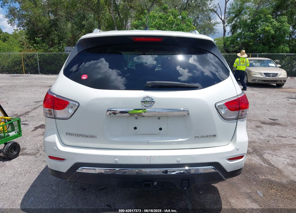 2013 NISSAN PATHFINDER PLATINUM VIN: 5N1AR2MN8DC637827