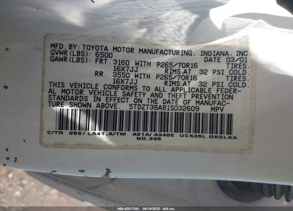 2001 TOYOTA SEQUOIA LIMITED V8 VIN: 5TDZT38A81S032609