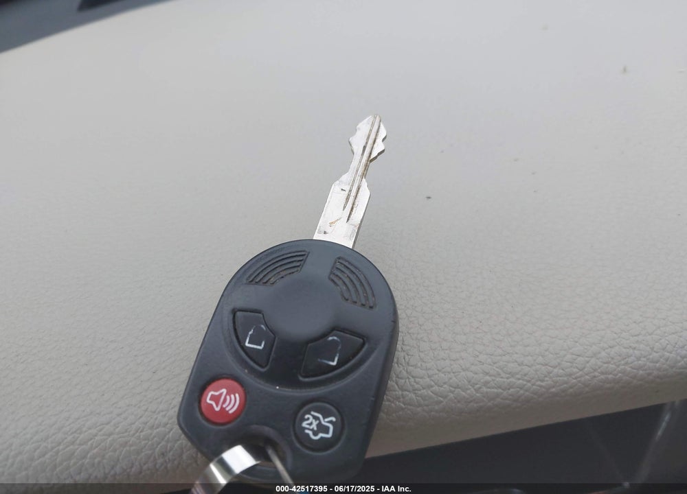 2011 LINCOLN NAVIGATOR L VIN: 5LMJJ3J52BEJ05473