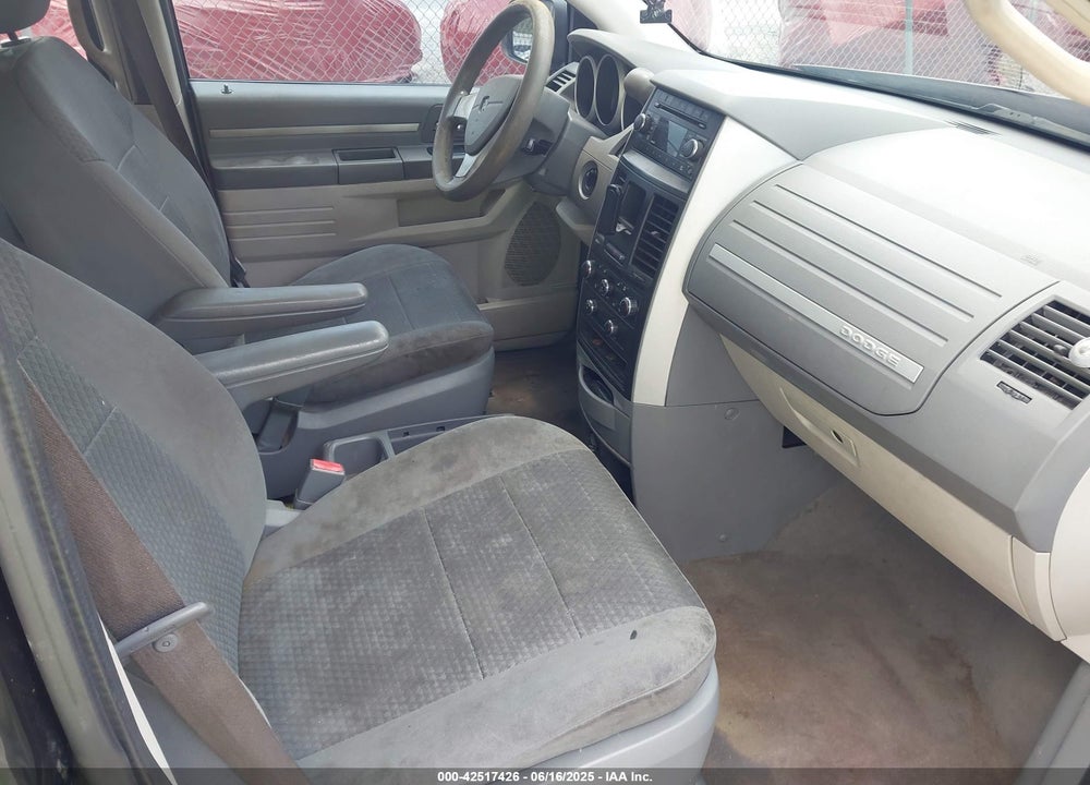 2010 DODGE GRAND CARAVAN SE VIN: 2D4RN4DE5AR218435
