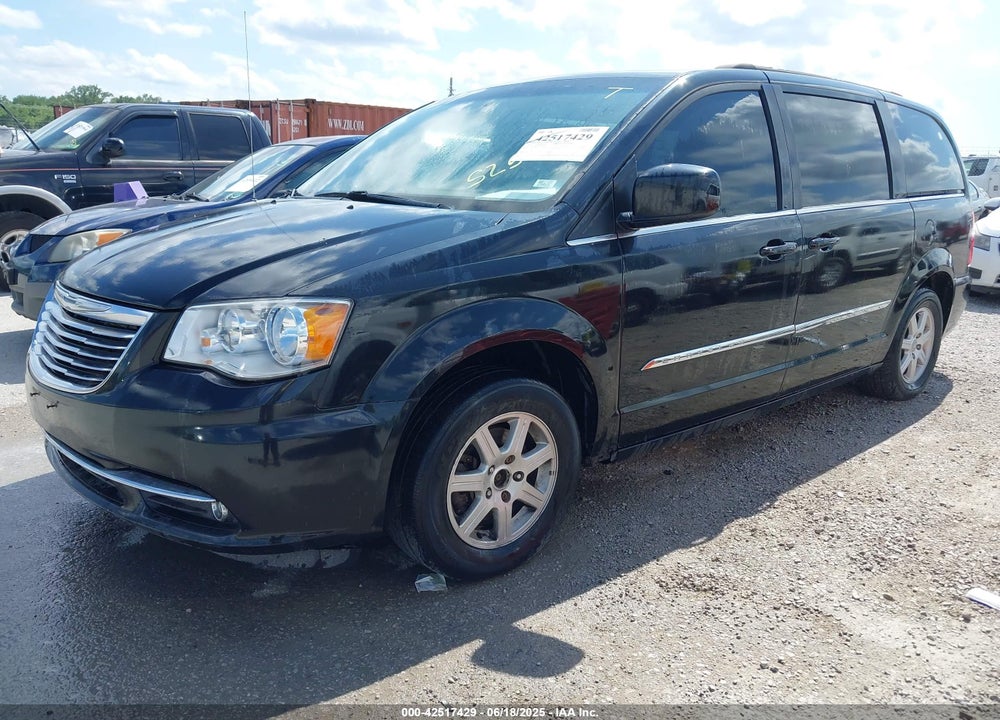 2013 CHRYSLER TOWN & COUNTRY TOURING VIN: 2C4RC1BG9DR525858