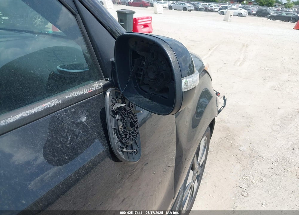 2015 KIA SOUL VIN: KNDJX3A53F7116868