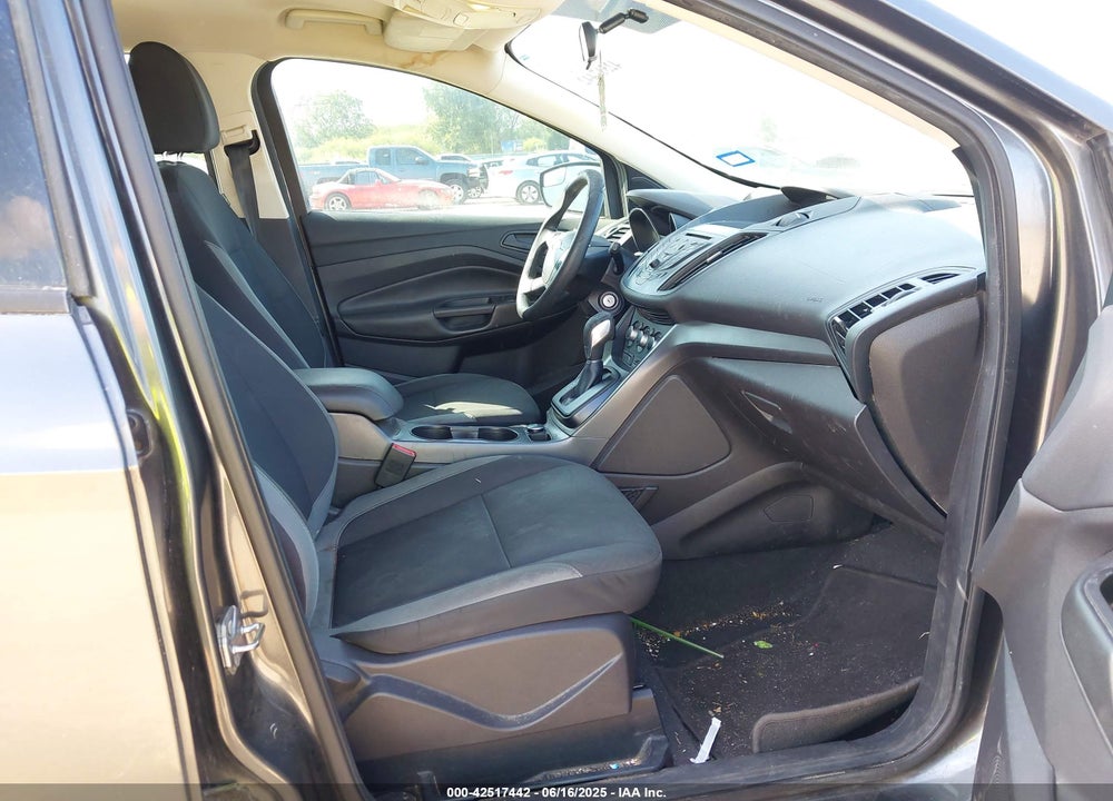2016 FORD ESCAPE S VIN: 1FMCU0F74GUC25722