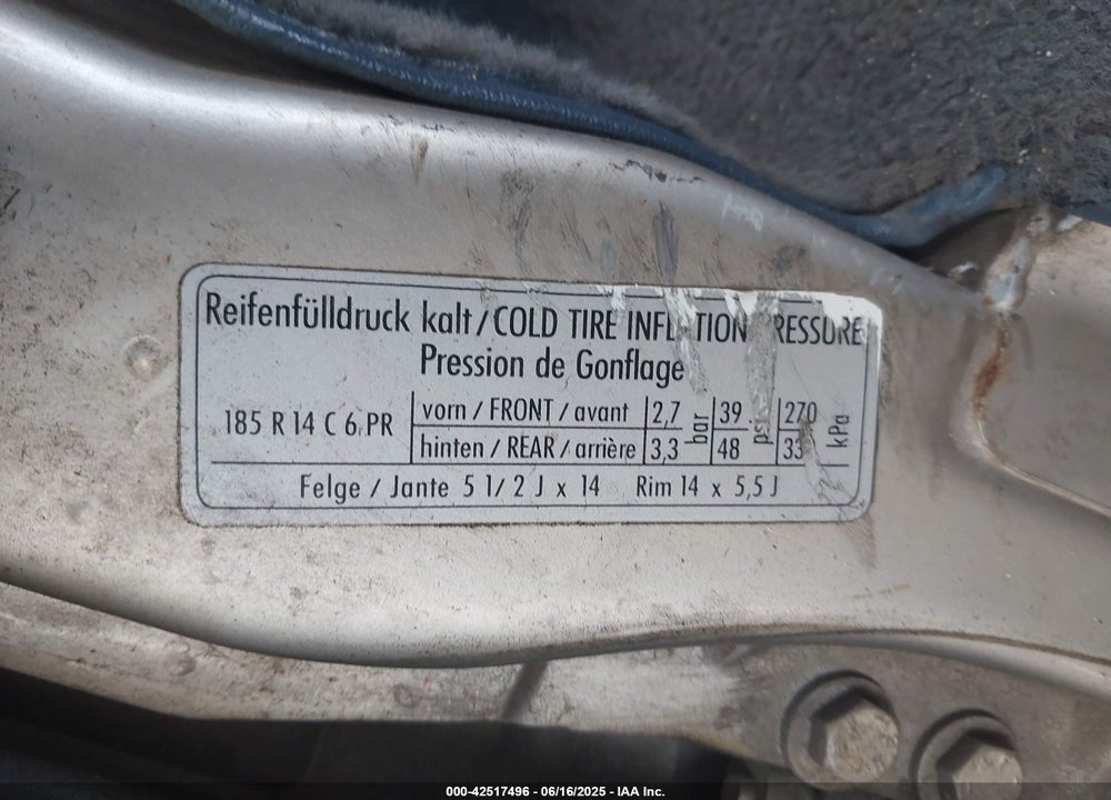1985 VOLKSWAGEN VANAGON BUS VIN: WV2YB0259FH086734