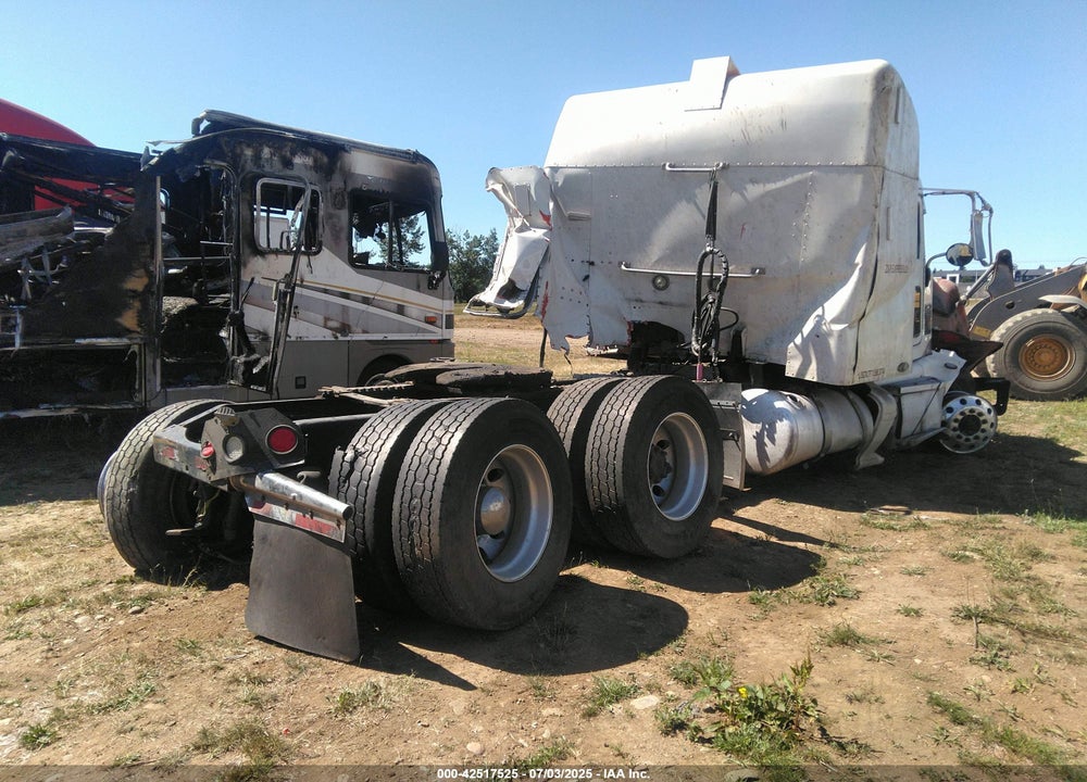 2009 PETERBILT 386 VIN: 1XPHD49X79D772322