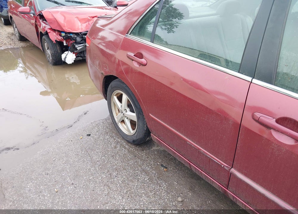 2004 HONDA ACCORD 2.4 EX VIN: JHMCM56694C030949