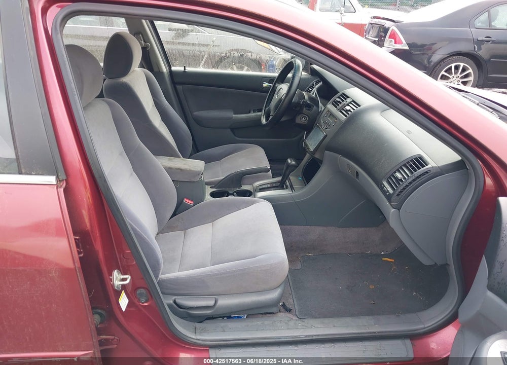 2004 HONDA ACCORD 2.4 EX VIN: JHMCM56694C030949