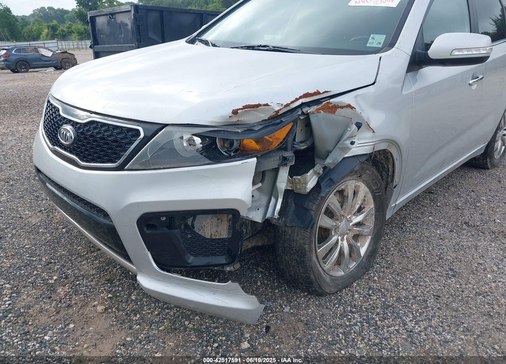 2012 KIA SORENTO VIN: 5XYKW4A26CG188245