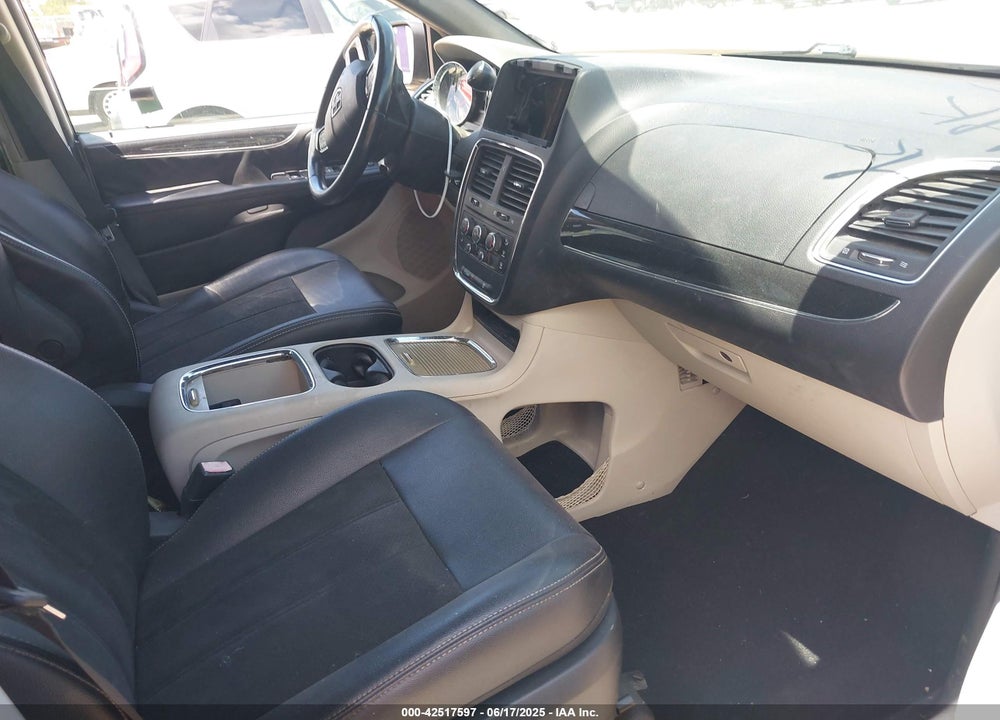 2019 DODGE GRAND CARAVAN SXT VIN: 2C4RDGCG8KR724959