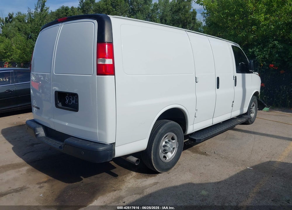 2018 CHEVROLET EXPRESS 2500 WORK VAN VIN: 1GCWGAFG5J1238325