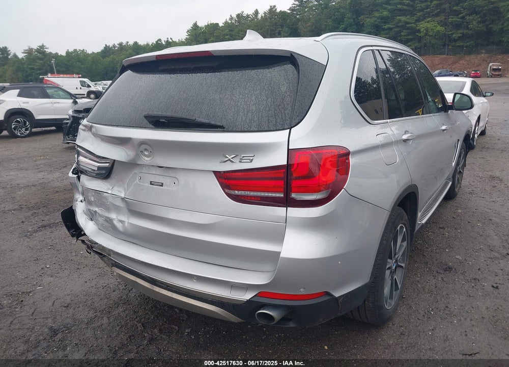 2016 BMW X5 VIN: 5UXKR0C57G0U11099