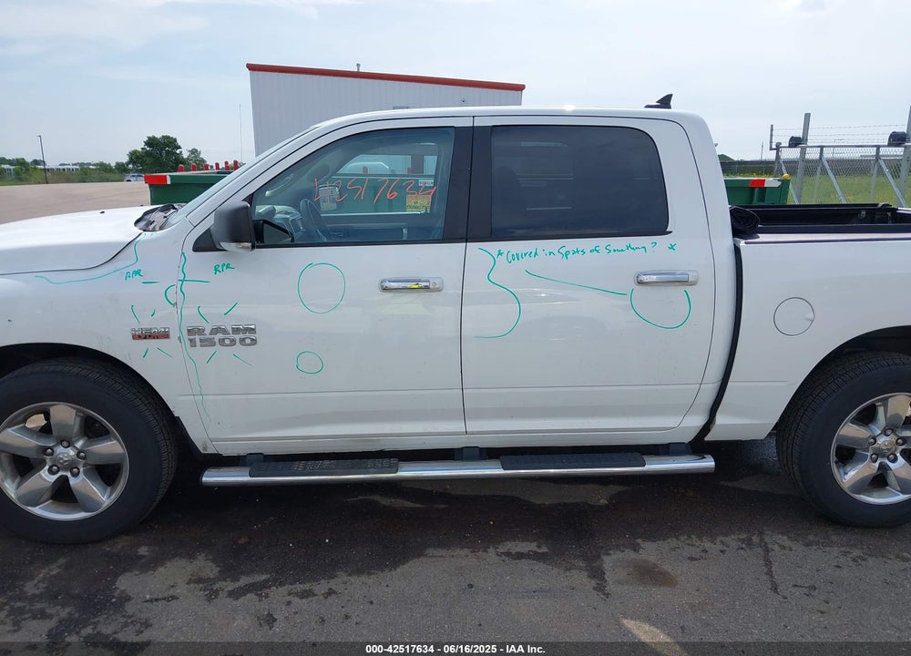 2015 RAM 1500 VIN: 1C6RR7LT9FS789894