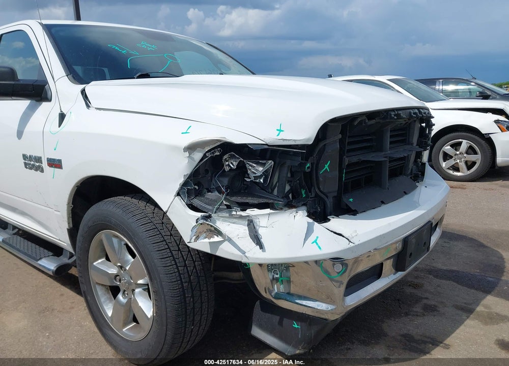 2015 RAM 1500 VIN: 1C6RR7LT9FS789894