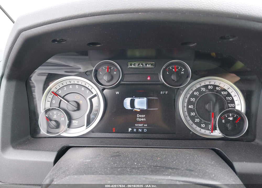 2015 RAM 1500 VIN: 1C6RR7LT9FS789894