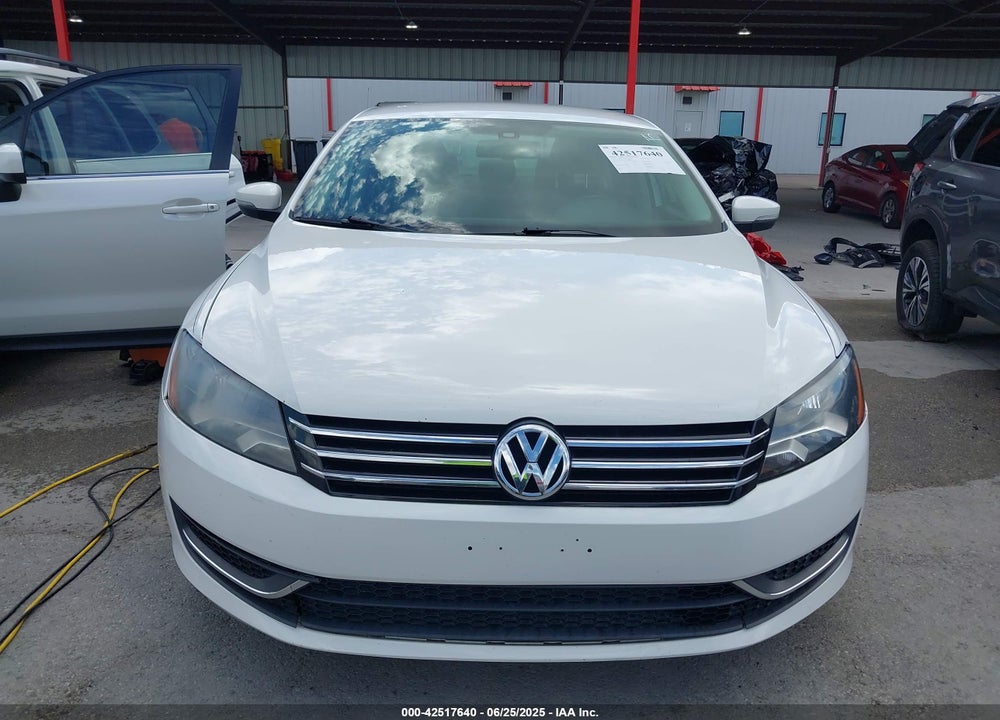 2013 VOLKSWAGEN PASSAT VIN: 1VWBP7A37DC106808