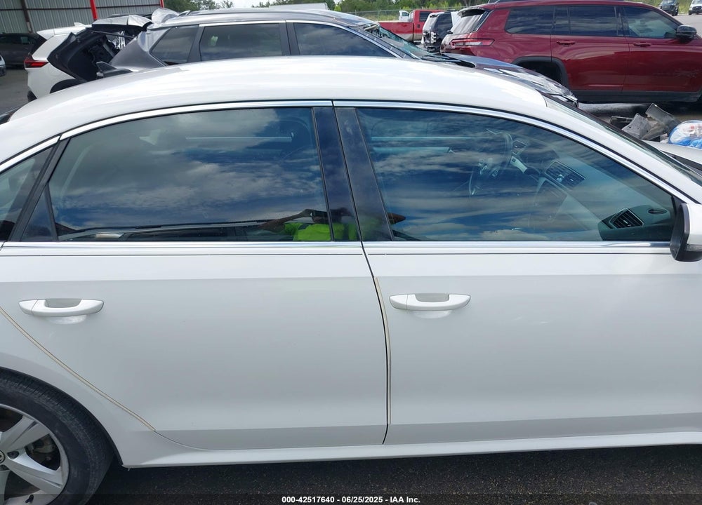 2013 VOLKSWAGEN PASSAT VIN: 1VWBP7A37DC106808