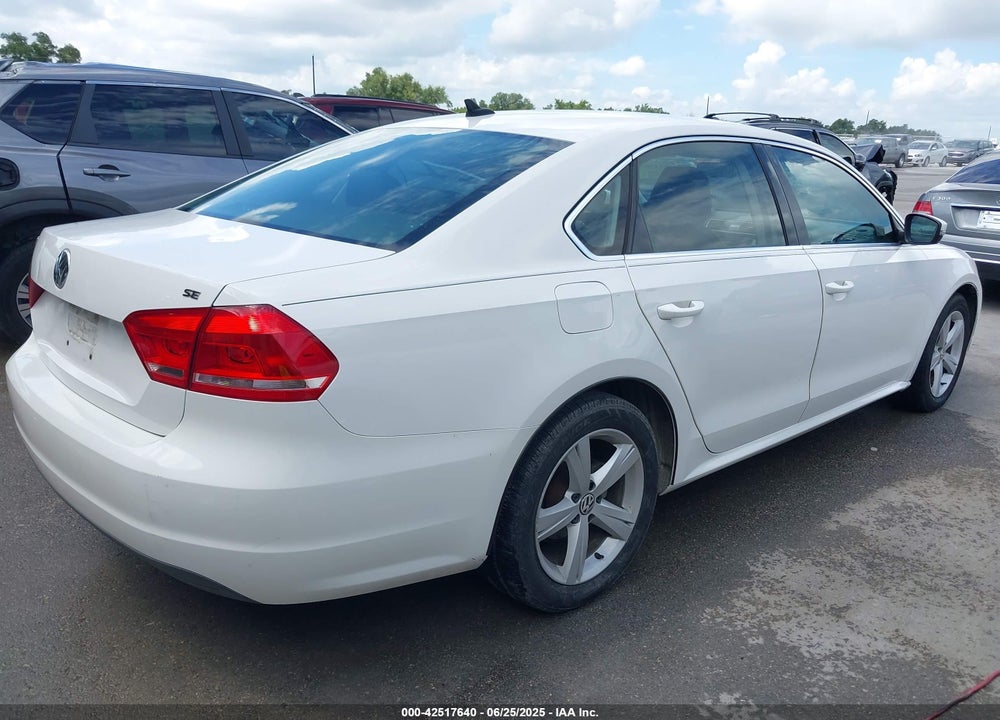 2013 VOLKSWAGEN PASSAT VIN: 1VWBP7A37DC106808