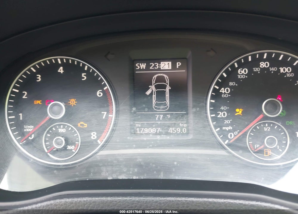 2013 VOLKSWAGEN PASSAT VIN: 1VWBP7A37DC106808