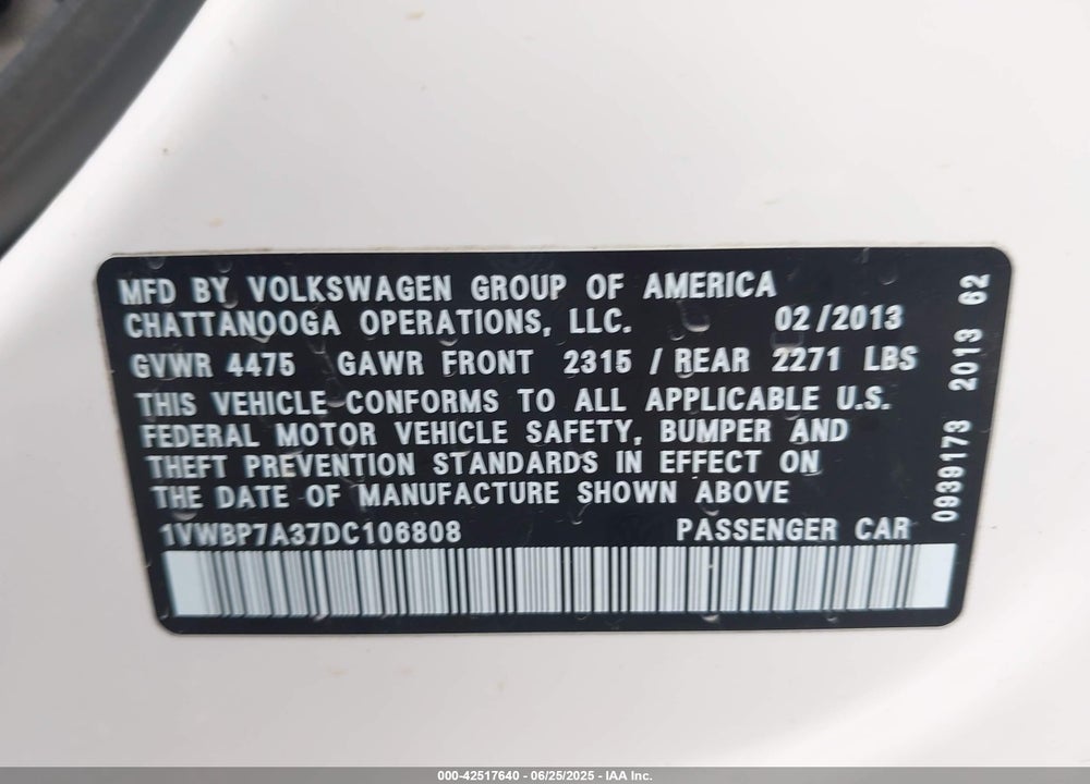 2013 VOLKSWAGEN PASSAT VIN: 1VWBP7A37DC106808