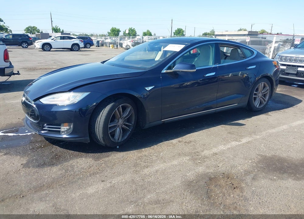 2014 TESLA MODEL S VIN: 5YJSA1H15EFP66601