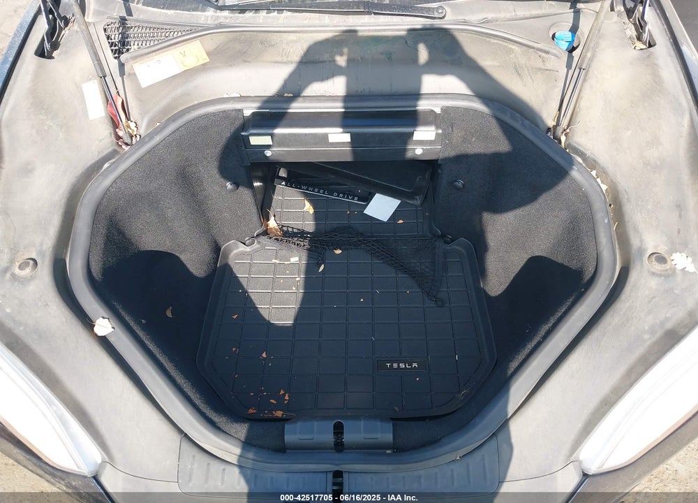 2014 TESLA MODEL S VIN: 5YJSA1H15EFP66601