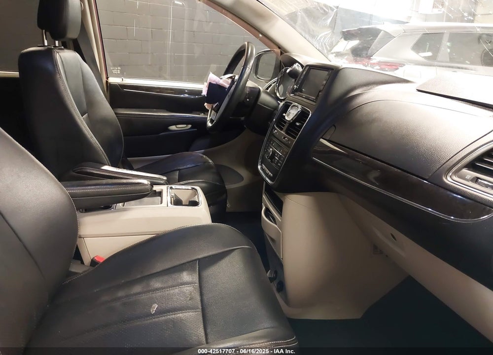 2014 CHRYSLER TOWN & COUNTRY TOURING-L VIN: 2C4RC1CG0ER237680