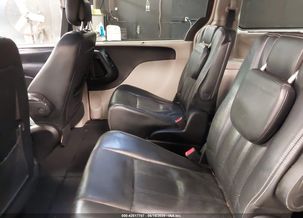 2014 CHRYSLER TOWN & COUNTRY TOURING-L VIN: 2C4RC1CG0ER237680