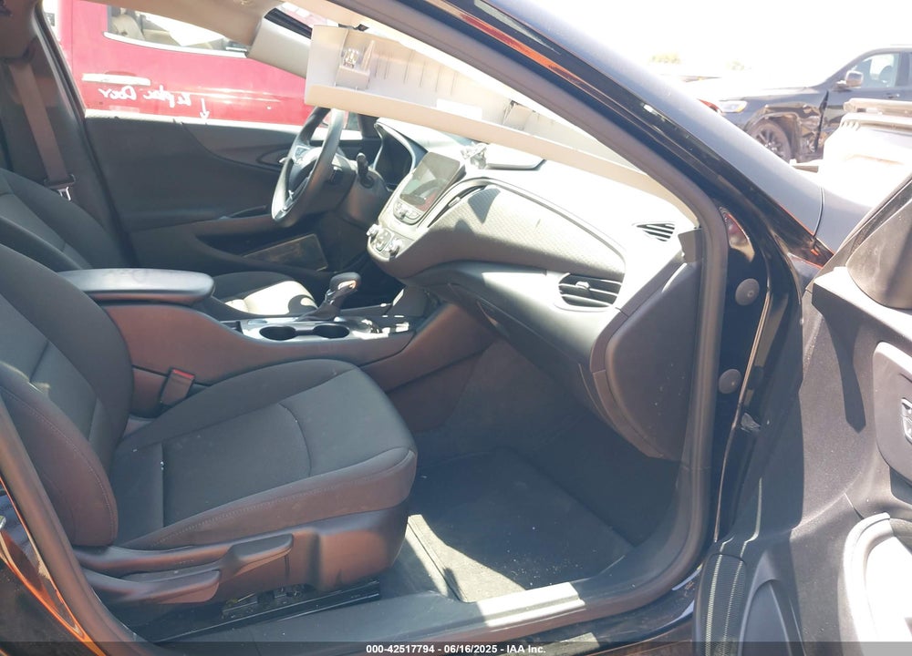 2022 CHEVROLET MALIBU VIN: 1G1ZB5ST3NF186572