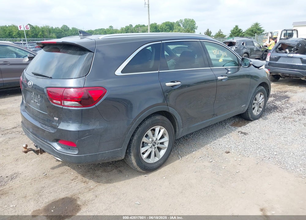 2019 KIA SORENTO 2.4L LX VIN: 5XYPGDA30KG545767