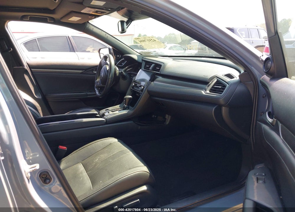 2018 HONDA CIVIC VIN: SHHFK7H99JU220514
