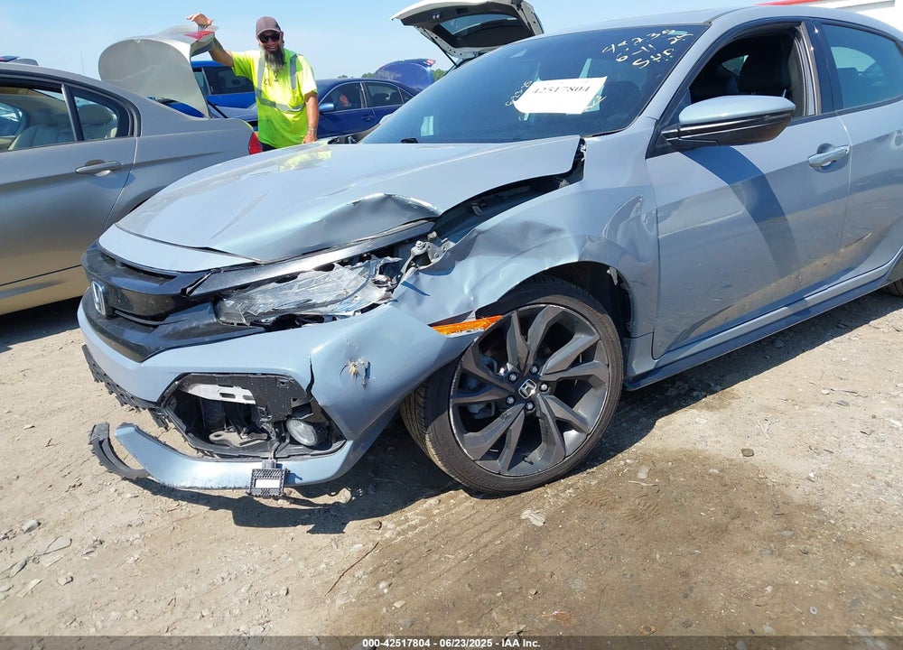 2018 HONDA CIVIC VIN: SHHFK7H99JU220514