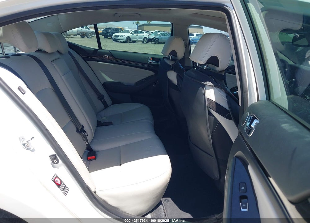 2016 KIA CADENZA LIMITED VIN: KNALN4D74G5214478