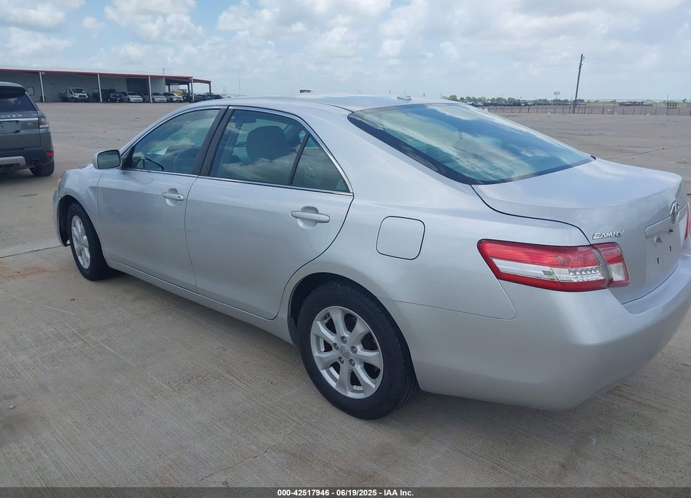 2011 TOYOTA CAMRY LE VIN: 4T1BF3EK6BU136109