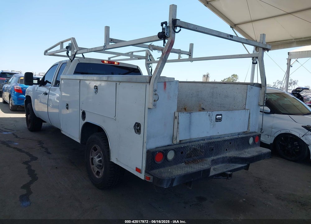 2011 CHEVROLET SILVERADO 2500HD VIN: 1GB2KVCG9BZ313513