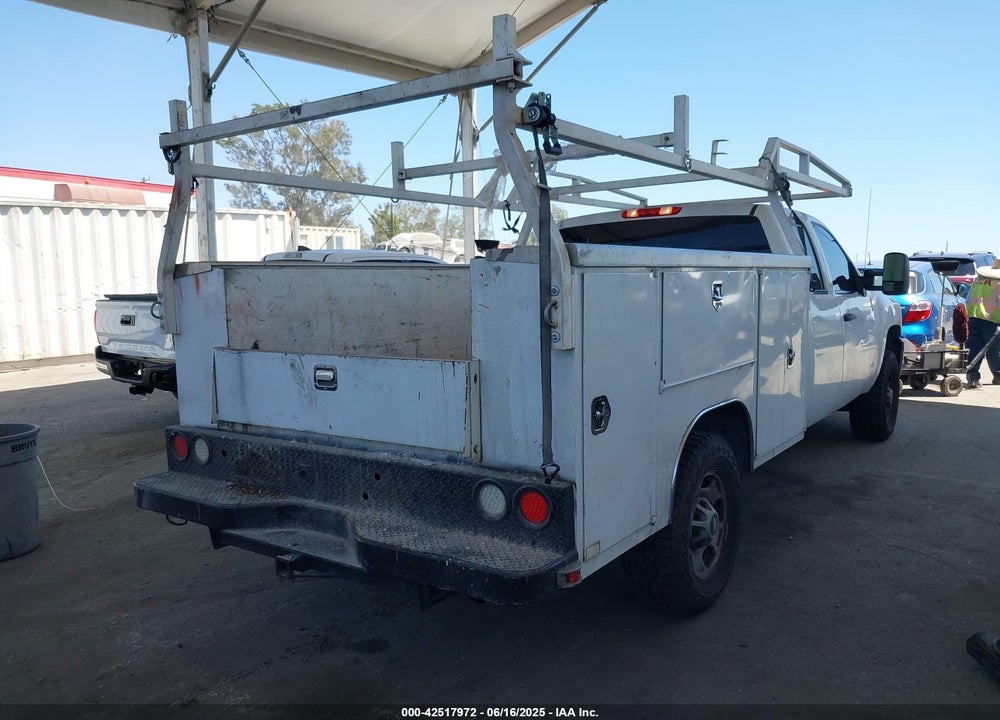 2011 CHEVROLET SILVERADO 2500HD VIN: 1GB2KVCG9BZ313513