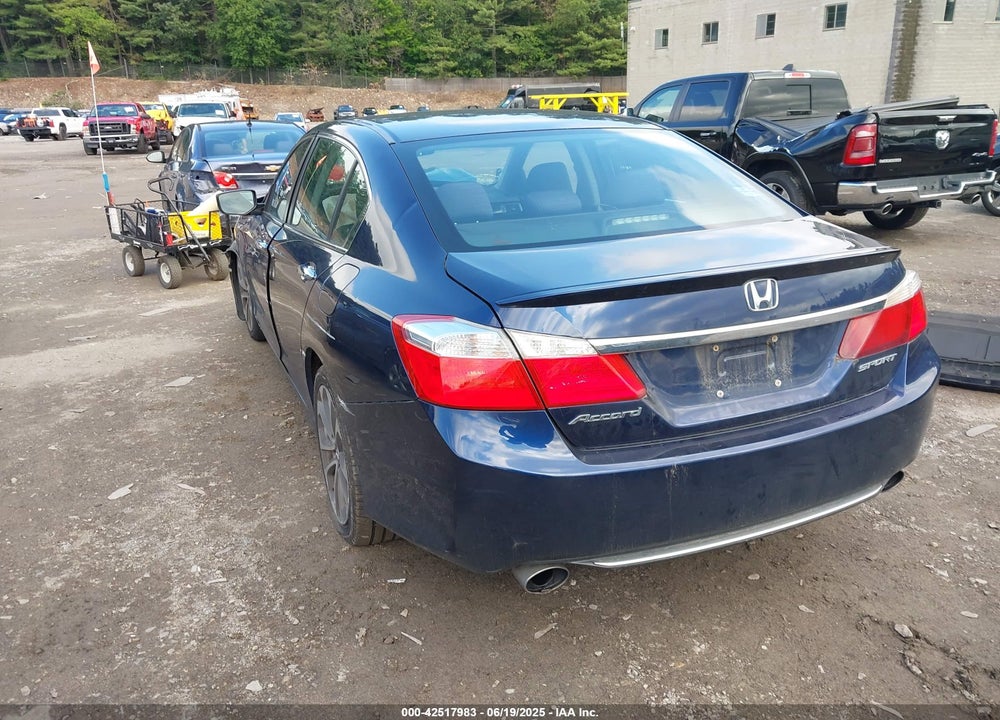 2013 HONDA ACCORD VIN: 1HGCR2F51DA136656