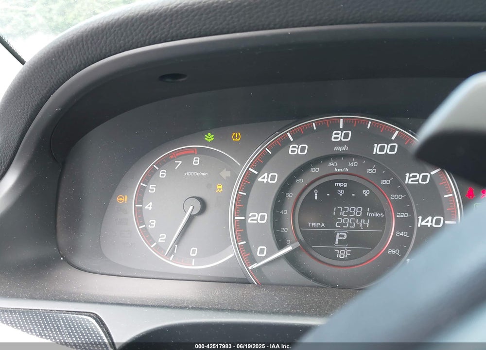 2013 HONDA ACCORD VIN: 1HGCR2F51DA136656