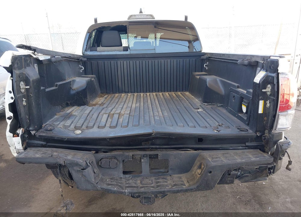 2021 TOYOTA TACOMA TRD OFF ROAD VIN: 5TFAZ5CN7MX112757