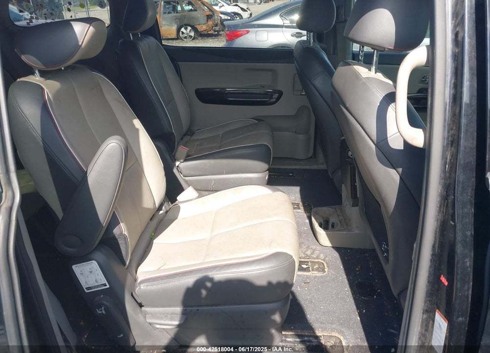 2016 KIA SEDONA EX VIN: KNDMC5C13G6099477