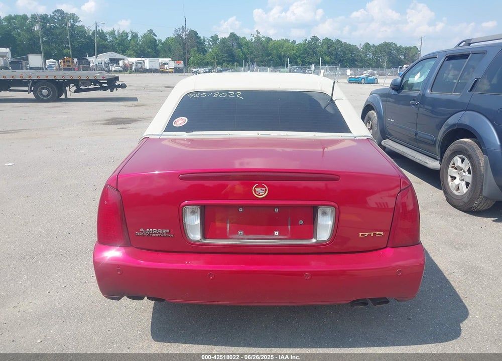 2003 CADILLAC DEVILLE DTS VIN: 1G6KF57933U154047