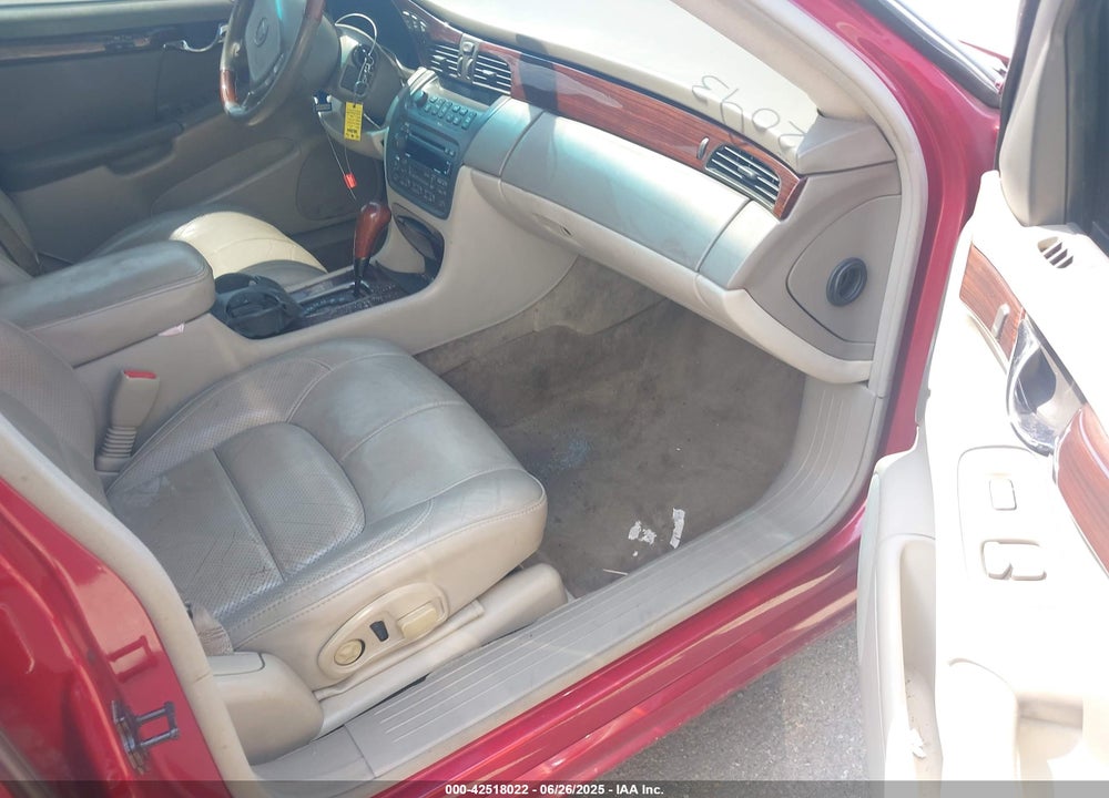 2003 CADILLAC DEVILLE DTS VIN: 1G6KF57933U154047