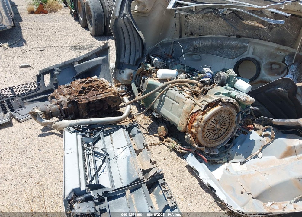 2021 VOLVO VNL VIN: 4V4NC9EH4MN262360
