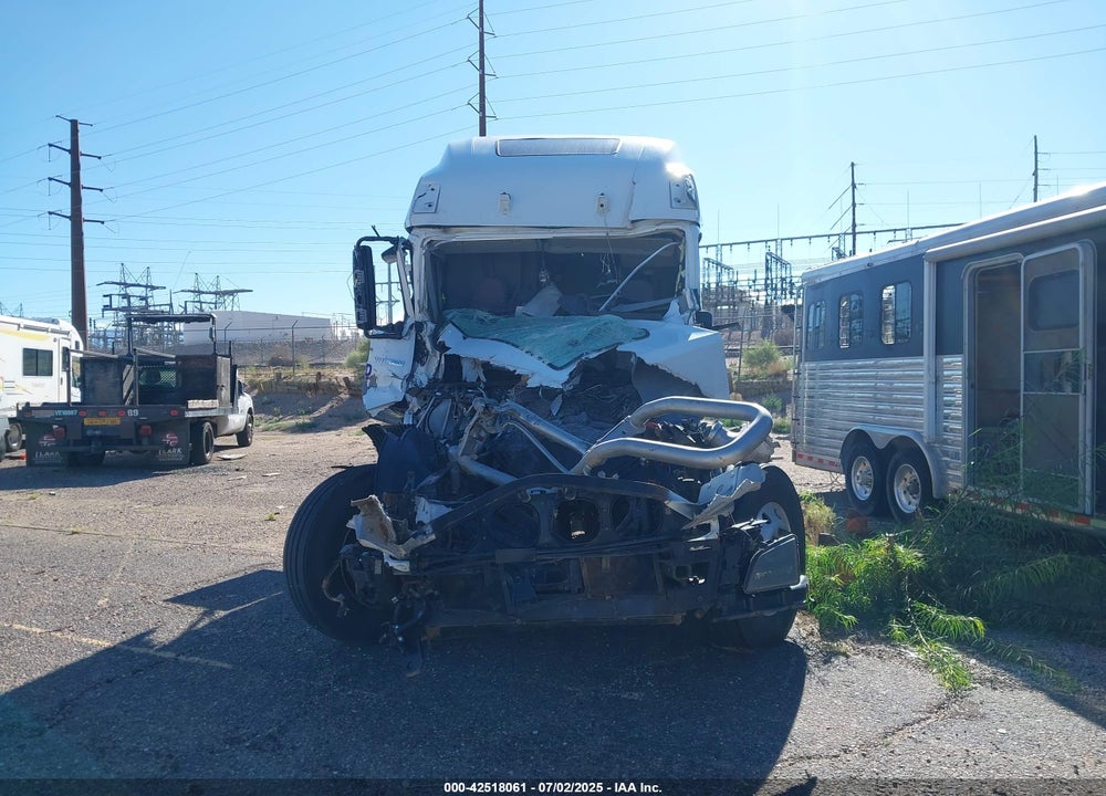 2021 VOLVO VNL VIN: 4V4NC9EH4MN262360