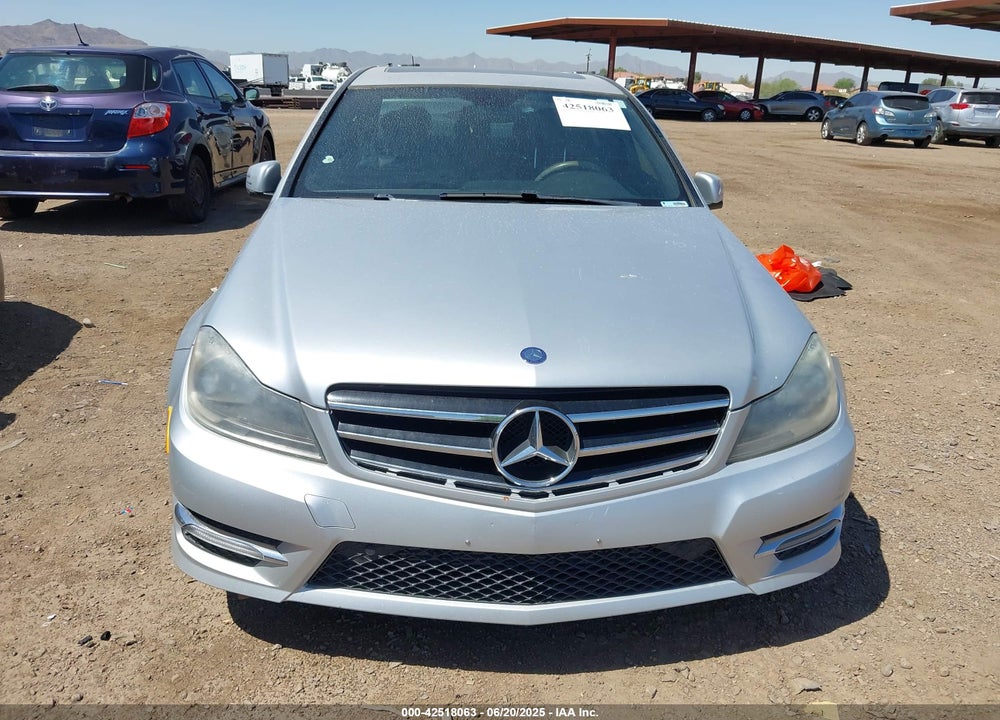 2014 MERCEDES-BENZ C CLASS VIN: WDDGF4HB1EA933861