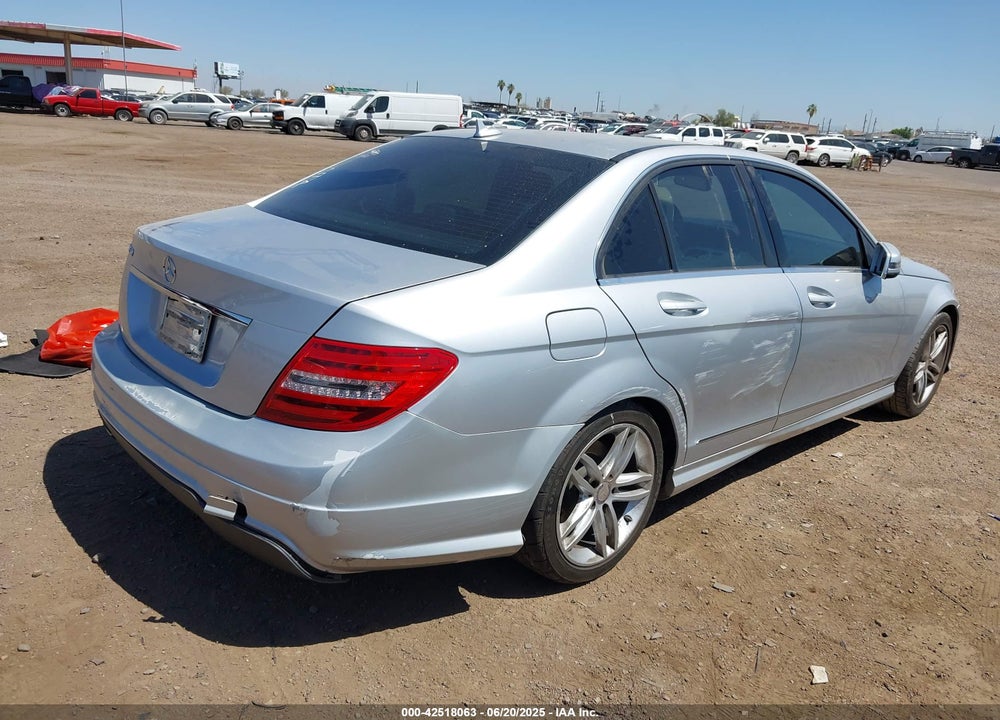 2014 MERCEDES-BENZ C CLASS VIN: WDDGF4HB1EA933861