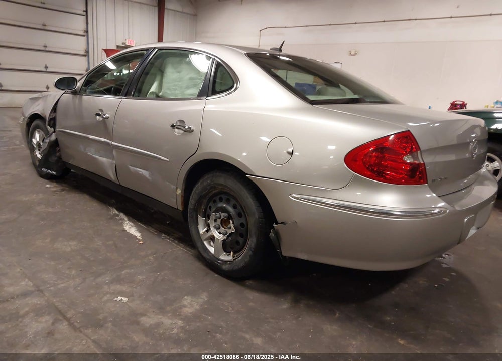 2008 BUICK LACROSSE CX VIN: 2G4WC582781192212